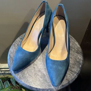 Michael Kors Teal Suede Pumps ~ Size 7.5